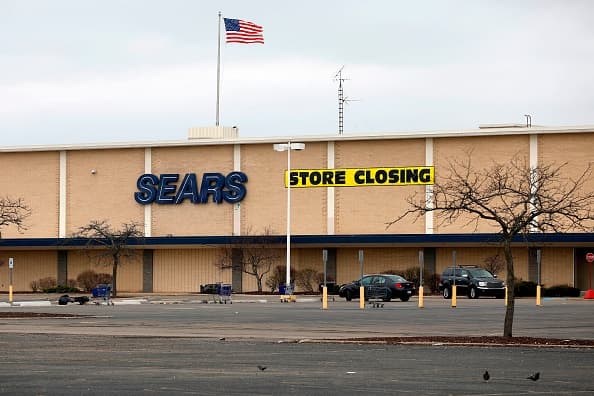 La última tienda departamental que quedaba de Sears en San Antonio cerró el fin de semana pasado, poniendo fin a los 92 años de presencia del minorista en la ciudad.