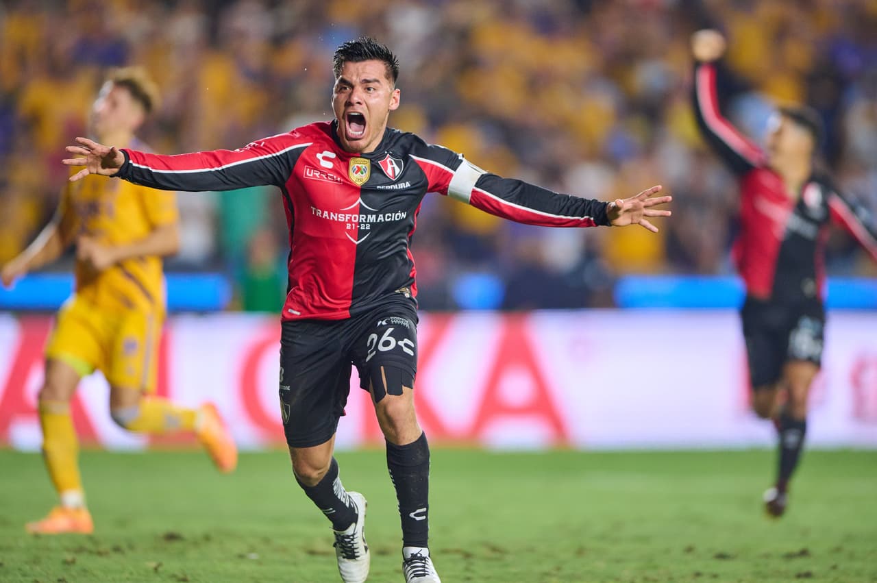 Aldo Rocha hizo el 4-2 que puso en a Atlas en una nueva final.