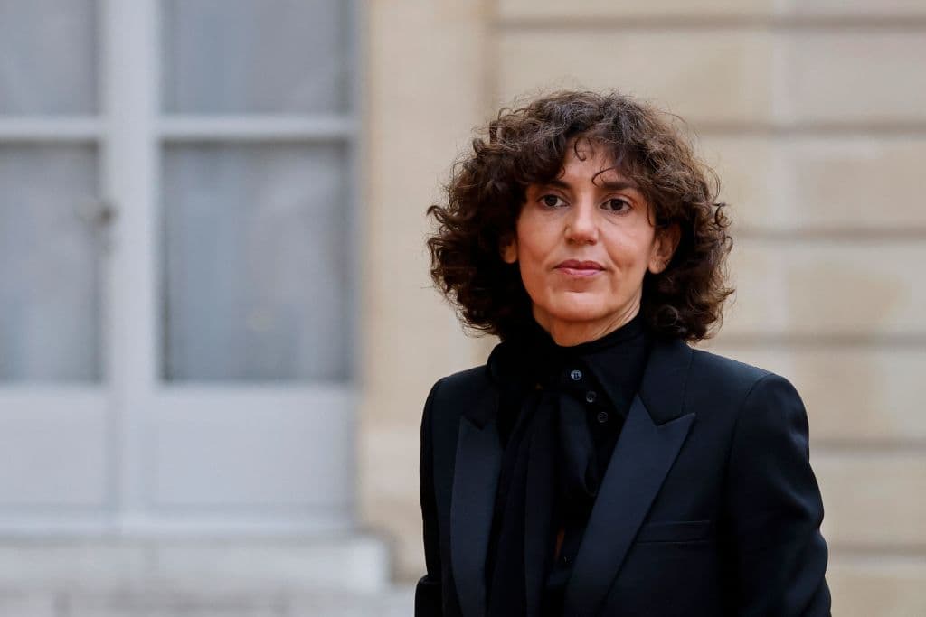 <b>Francesca Bellettini</b> — ejecutiva italiana. Directora ejecutiva de Yves Saint Laurent. 
<br>
<br>Su carrera la inició en Londres como banquera de inversiones para Goldman Sachs International, Deutsche Morgan Grenfell y Compass Partners International. En 1999, se unió a la división de Planificación y Desarrollo de Negocios del grupo Prada, y luego se convirtió en Gerente de Operaciones de Helmut Lang.