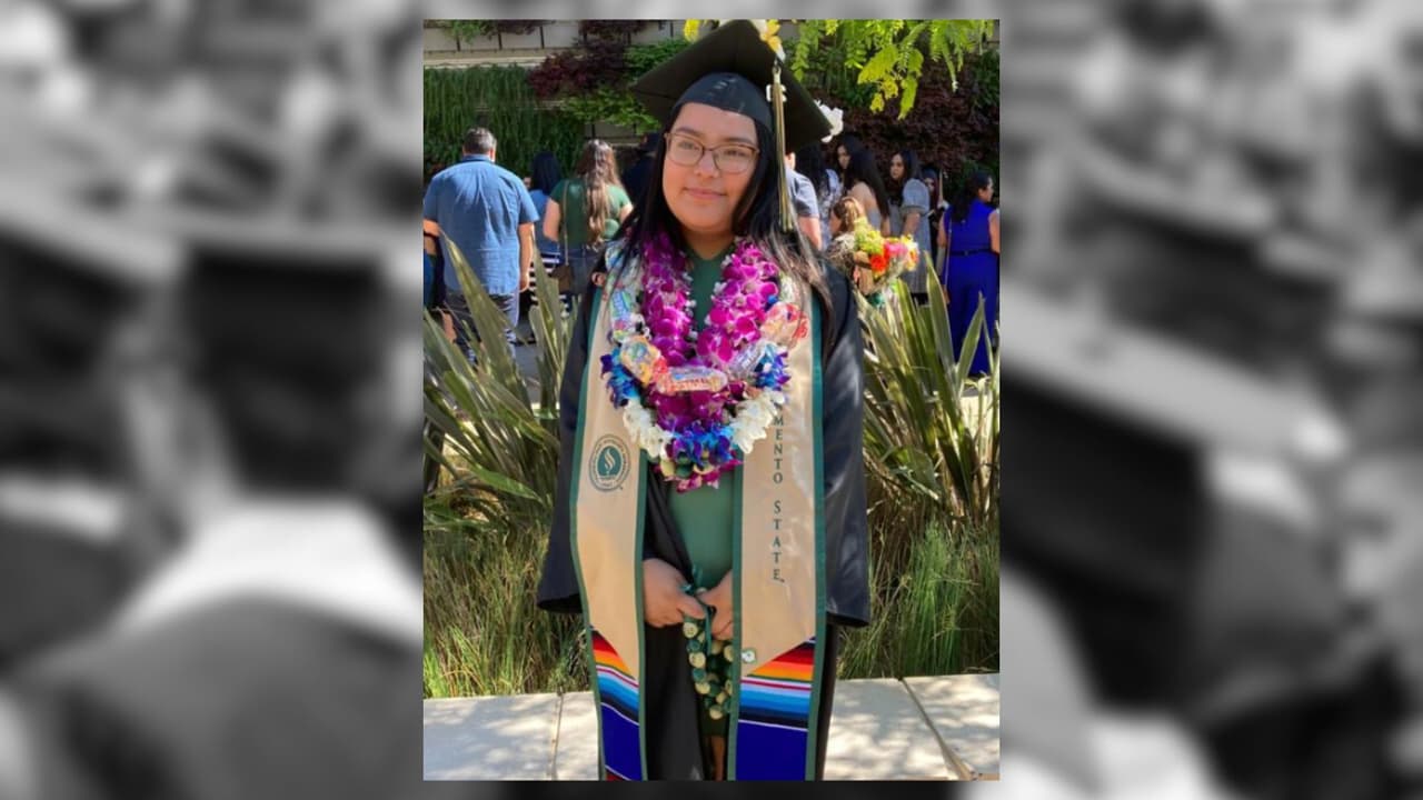 Cindy se graduo de la universidad de Sacramento, CA, el 20 de mayo del 2023, ella es Socióloga.
<br>Mes de nacimiento: 10/2001