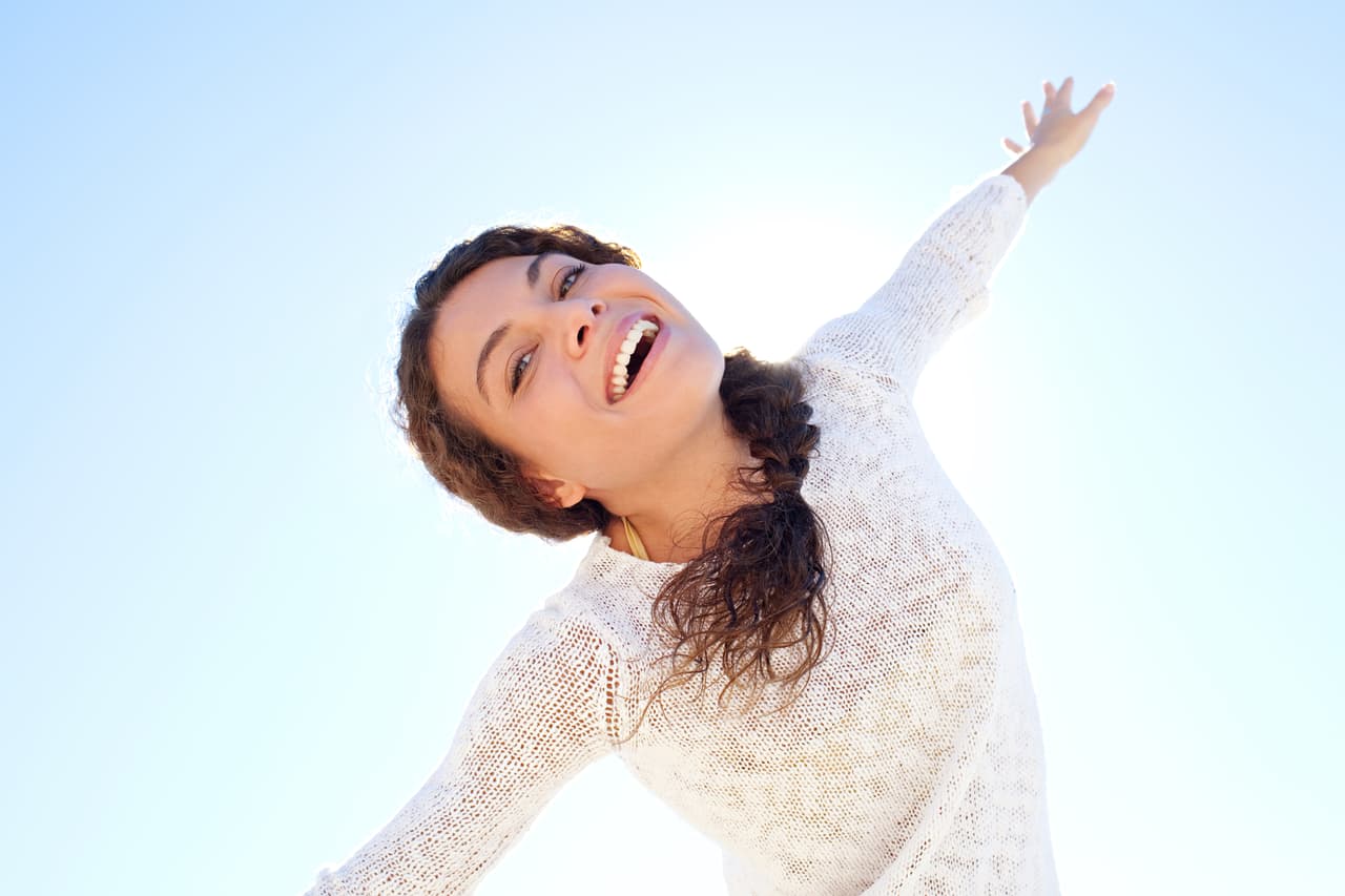 <b>Ventajas: </b>Tendrás la inteligencia para eliminar lo que no te conviene en tu vida
<br>
<b>Desventajas: </b>Tiendes a pensar un poco con la cabeza en las nubes, debes poner más los pies sobre la tierra