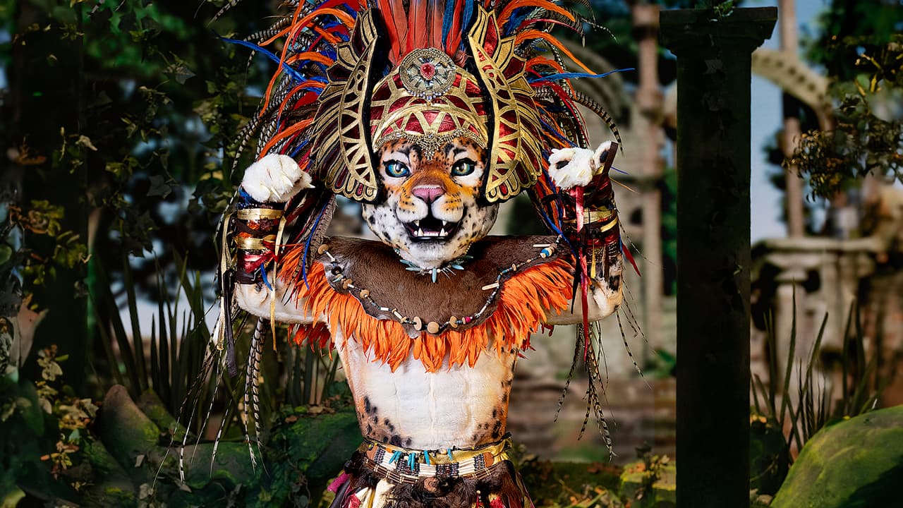 <h2 class="cms-H2-H2">Jaguar</h2>
<br>Especie en peligro de extinción, es solitario y amigable con sus congéneres. Come 39 libras de carne diariamente. Es culto, apasionado por el fútbol, disfruta de los juegos en línea y juega Jenga con los animales de la selva. 
<br>