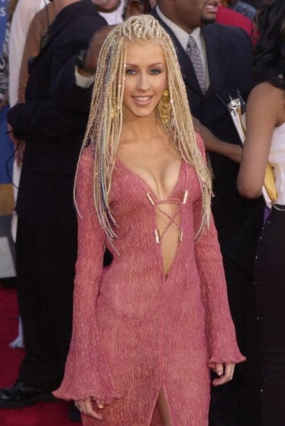 Ni hablar de su vestimenta... Atrás había quedado la niña tímida y callada que solía ser.