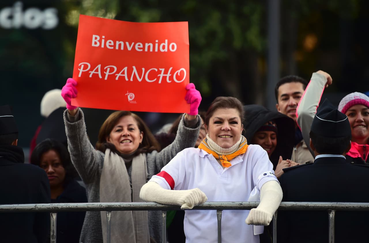 "Bievenido Papancho", le dicen estas mexicanas.