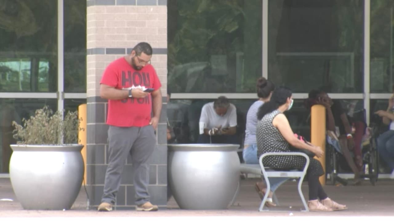 Después de ómicron, llegó una nueva subvariante del coronavirus conocida como BA2 y de ahí surgieron más que aparecieron también en Houston.