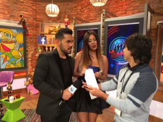 José Santana y Saritza Alvarado disfrutaron de la transmisión del show previo a la gran final de La Banda.