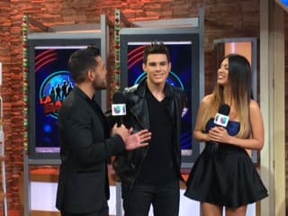 José Santana y Saritza Alvarado disfrutaron de la transmisión del show previo a la gran final de La Banda.