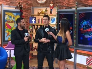 José Santana y Saritza Alvarado disfrutaron de la transmisión del show previo a la gran final de La Banda.