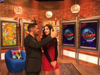 José Santana y Saritza Alvarado disfrutaron de la transmisión del show previo a la gran final de La Banda.