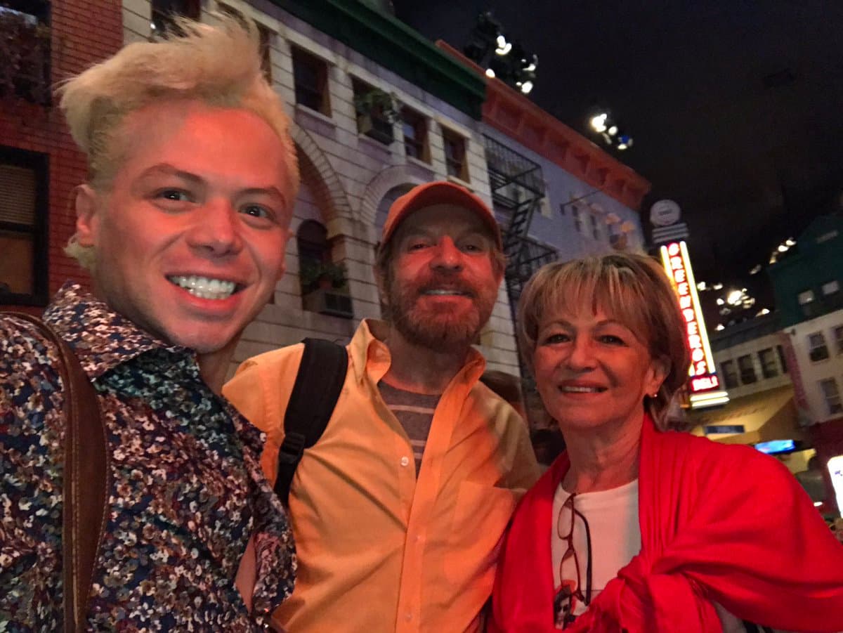 La mamá de Óscar estuvo presente en todo momento y fue la más feliz del viaje, pues vio realizado el sueño de su hijo.