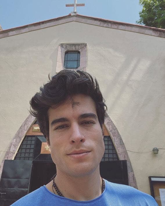 Danilo Carrera también habló de la forma en que está apoyando a otros en estos momentos de crisis sanitaria y económica.