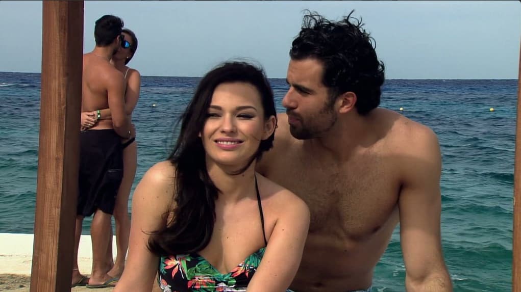 Aunque David no puede olvidar a Regina.