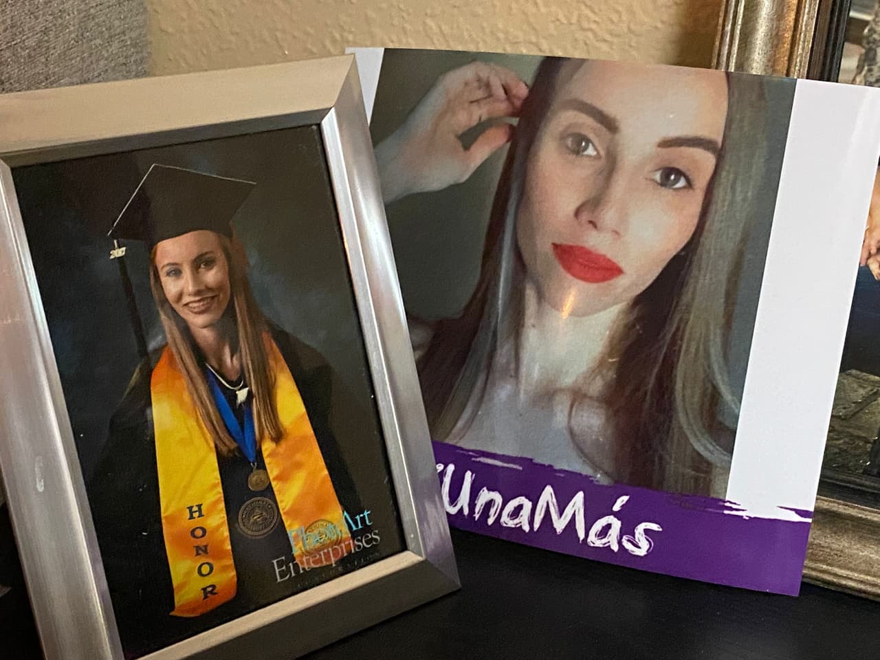 El caso está bajo investigación como un homicidio relacionado con violencia familiar.