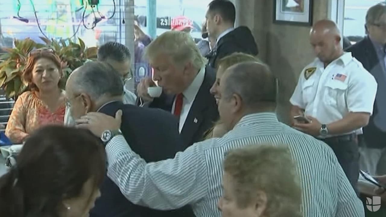 Finalmente Donald Trump se tomó su café cubano en el Versailles de Miami