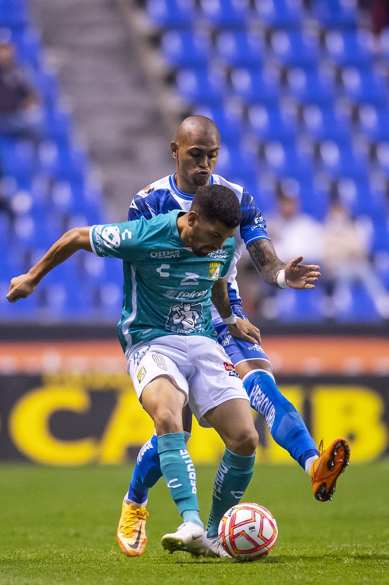 La expulsión obligó a la Franja a tirarse atrás.