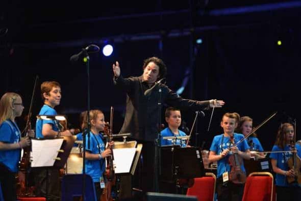 3-Tocar en el Disney Hall tocamos junto a Dudamel, YoLA (Programa de orquesta juvenil de LA) y Herbie Hancock- estuvimos llorando casi todo el show