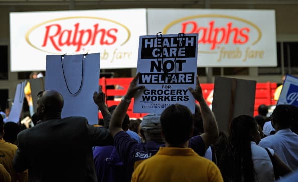 ¿Cerrarán supermercados en California? Trabajadores no descartan huelga en el sur del estado