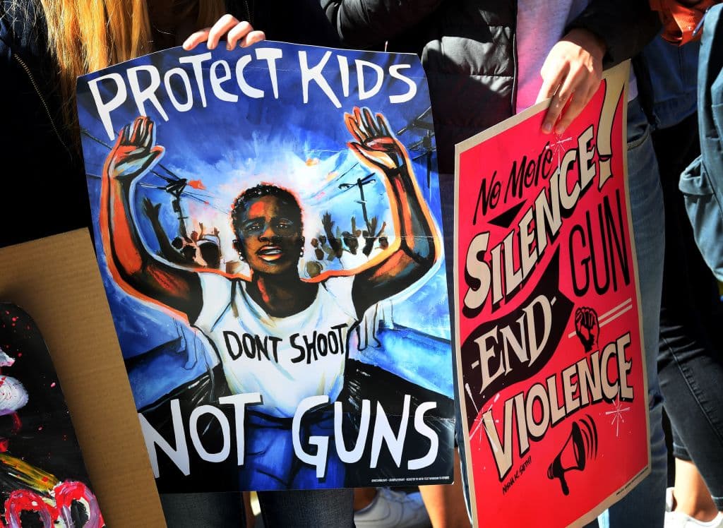 Biden recuerda la masacre de Parkland y urge al Congreso profundizar el control de armas