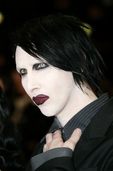Marilyn Manson es un roquero polifacético y polémico que anque siempre se ha mostrado misterioso, en algún momento le dio por ser empresario.