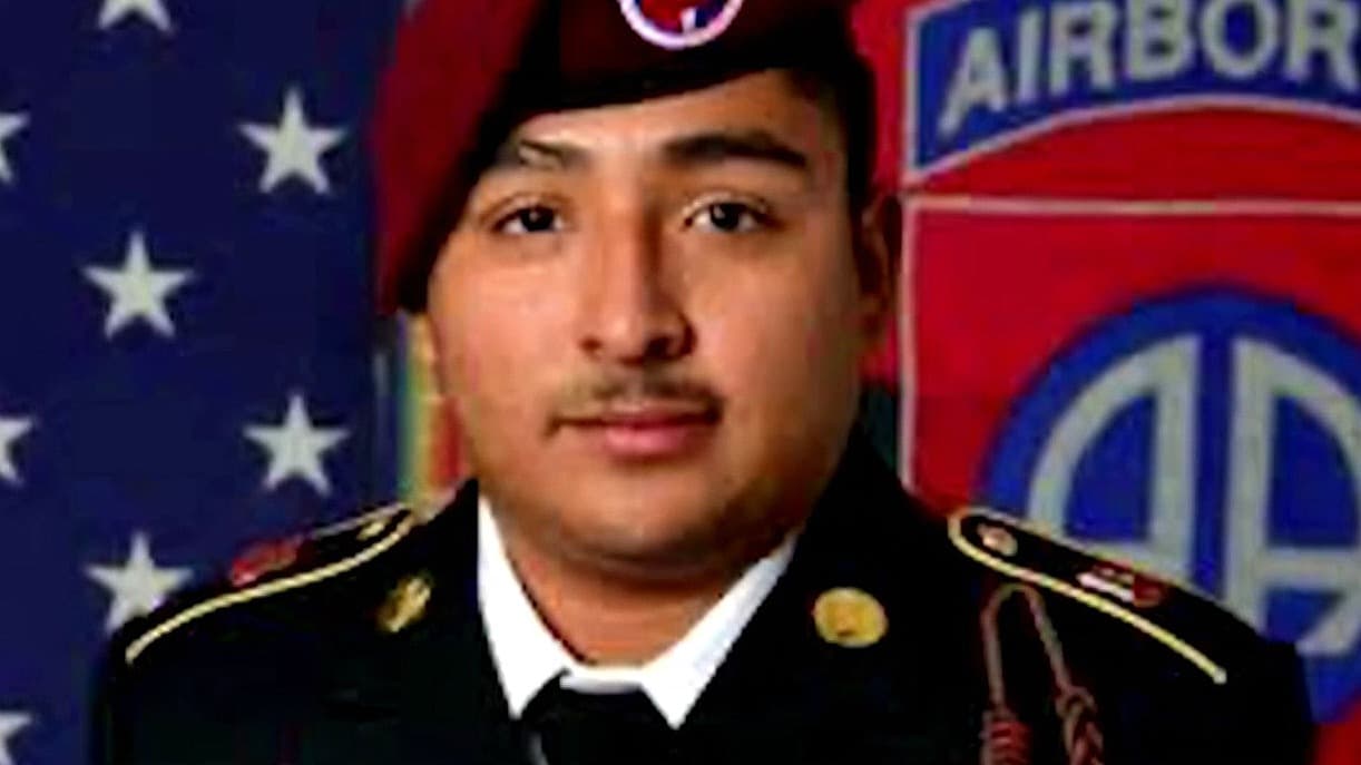 Ejército ofrece 50 mil dólares como recompensa para esclarecer el asesinato de soldado hispano