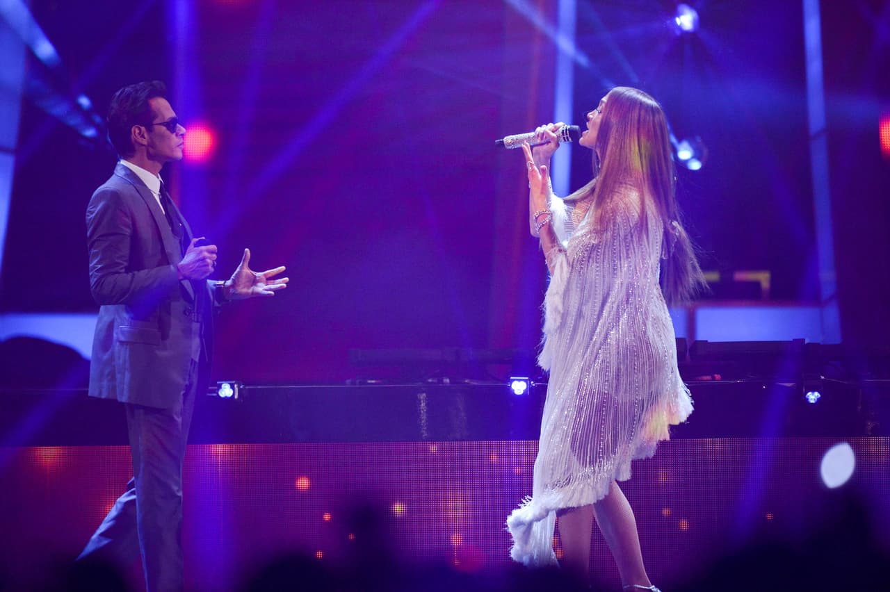 Llegó a la gala para acompañar a Marc Anthony.