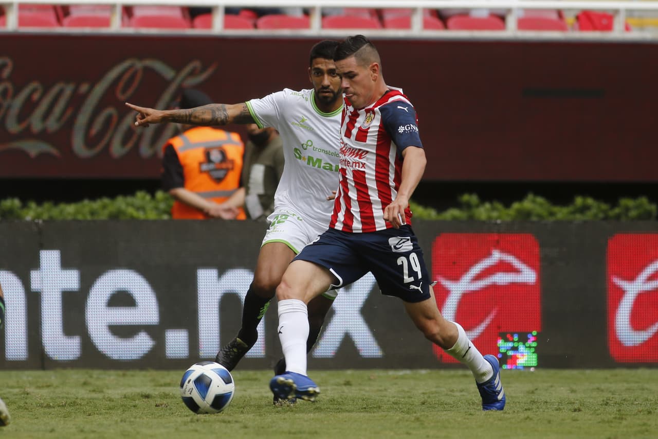Bravos salió determinado a ganar el encuentro desde el principio, pero un gol de José Godínez al minuto 89 les roba el triunfo y terminan empatando 2-2 con Chivas.