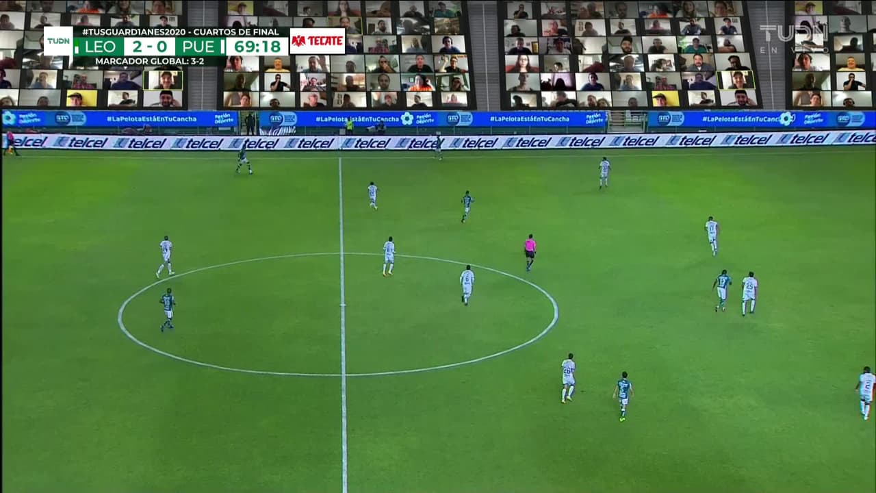 ¡TIRO ATAJADO! disparo por Ángel Mena.