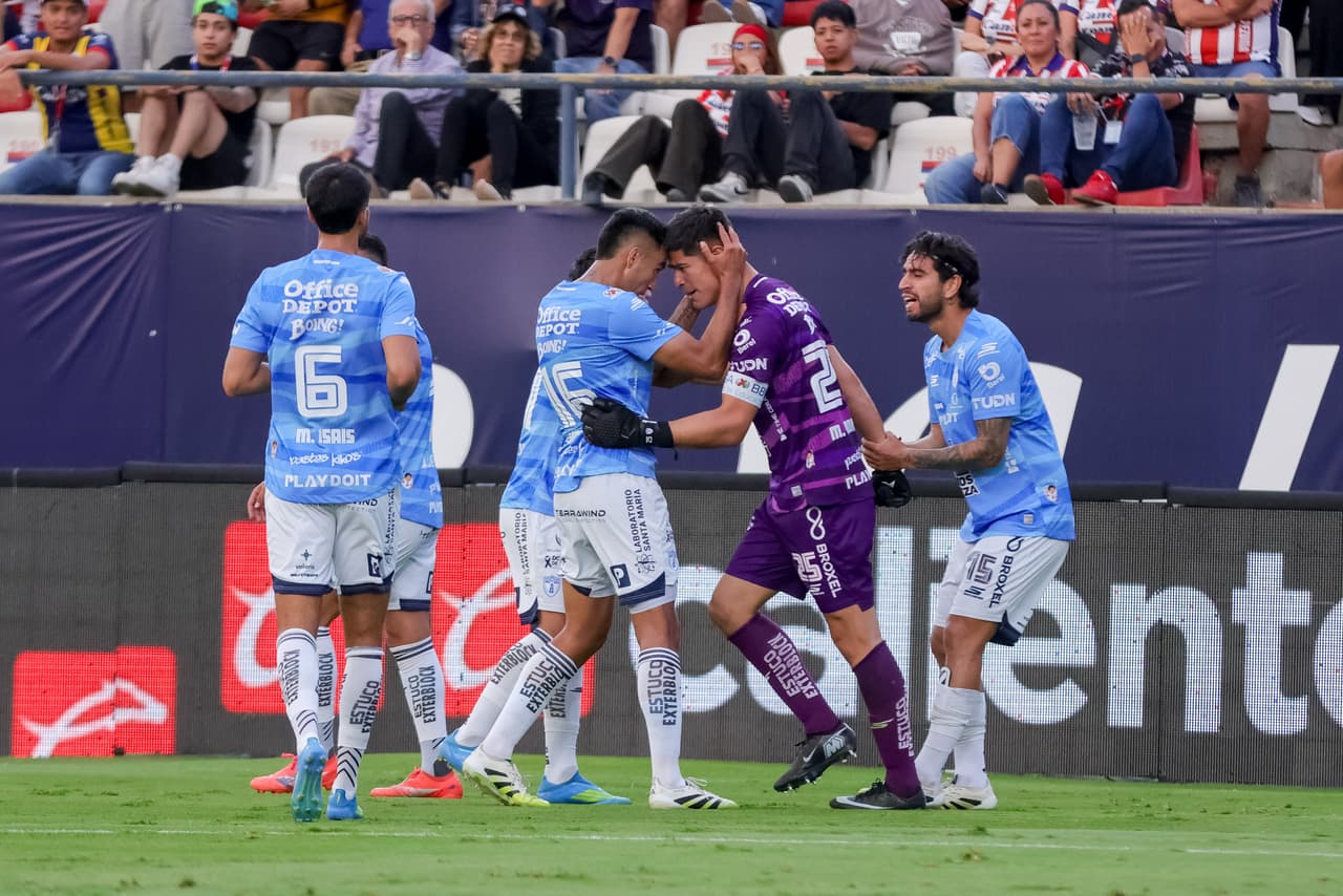 ¡El héroe del Pachuca! Carlos Moreno y 10 futbolistas más de los Tuzos