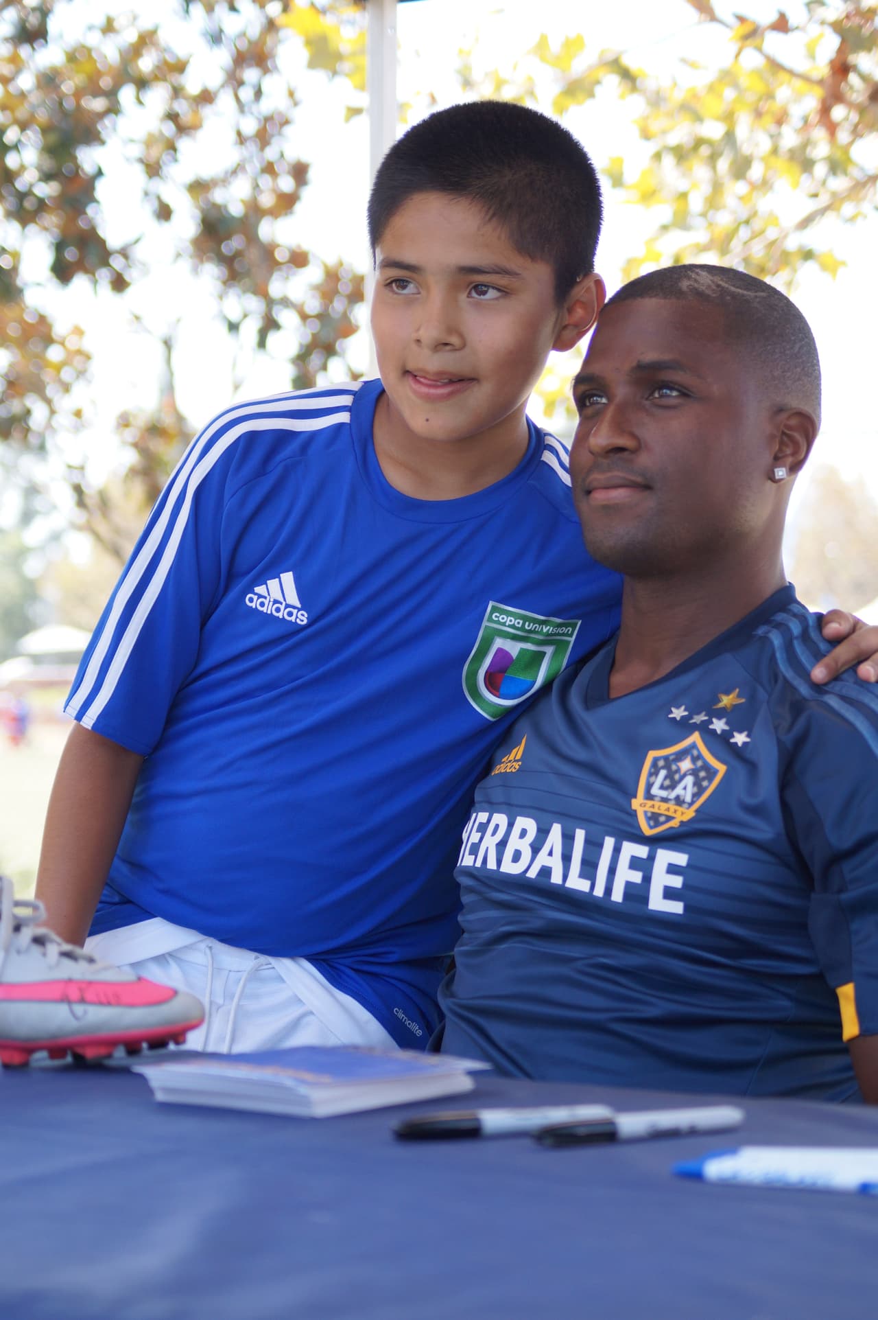Edson Buddle, delantero del LA Galaxy, deleitó a sus fans en Copa Univision.