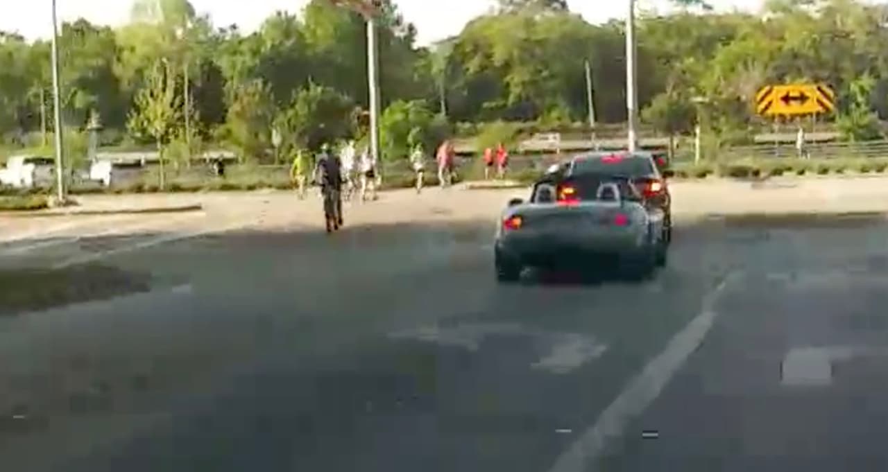 Marc Escobar – "Así están los parques. Nadie toma en serio esto. Mas lo que tienen SS”