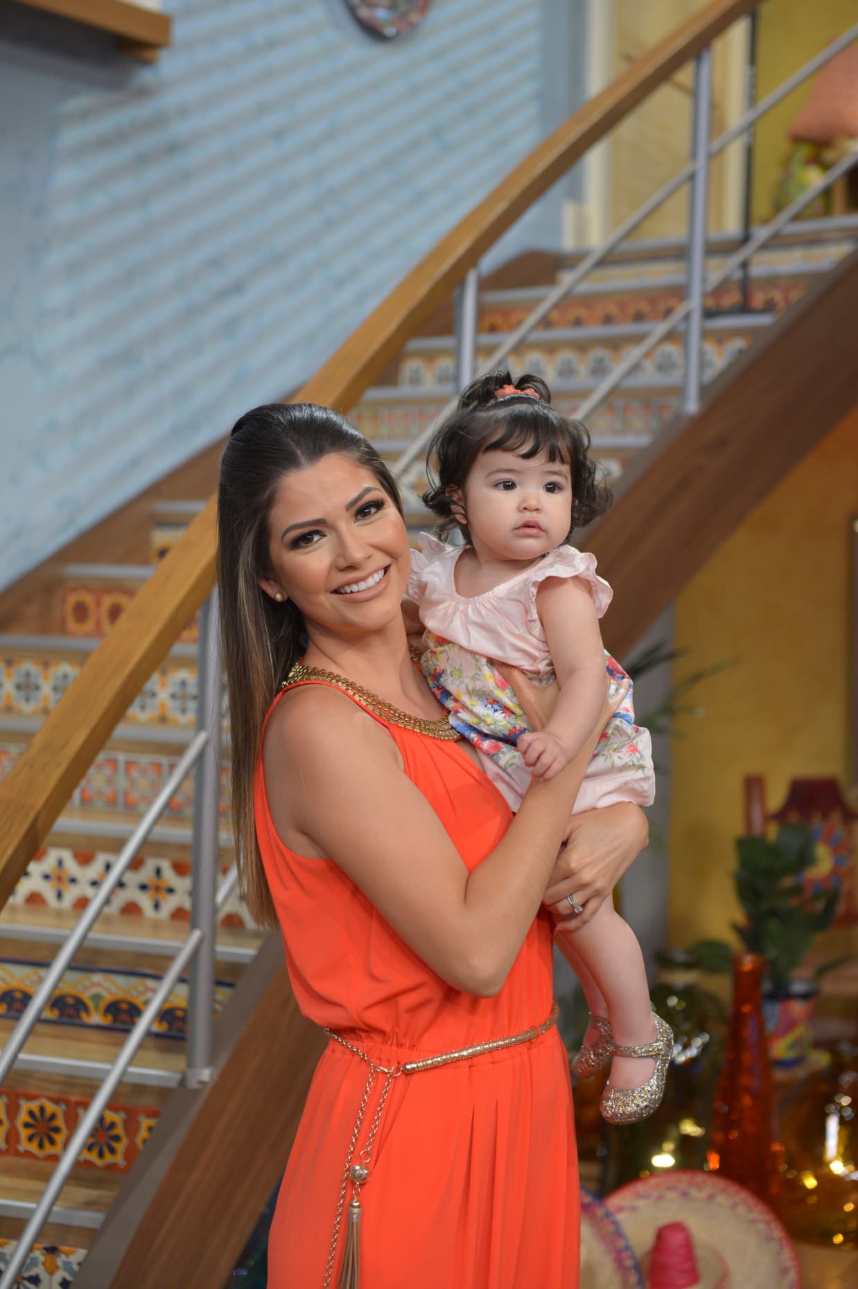 Giulietta es encantadora y es muy feliz en brazos de su mamá.