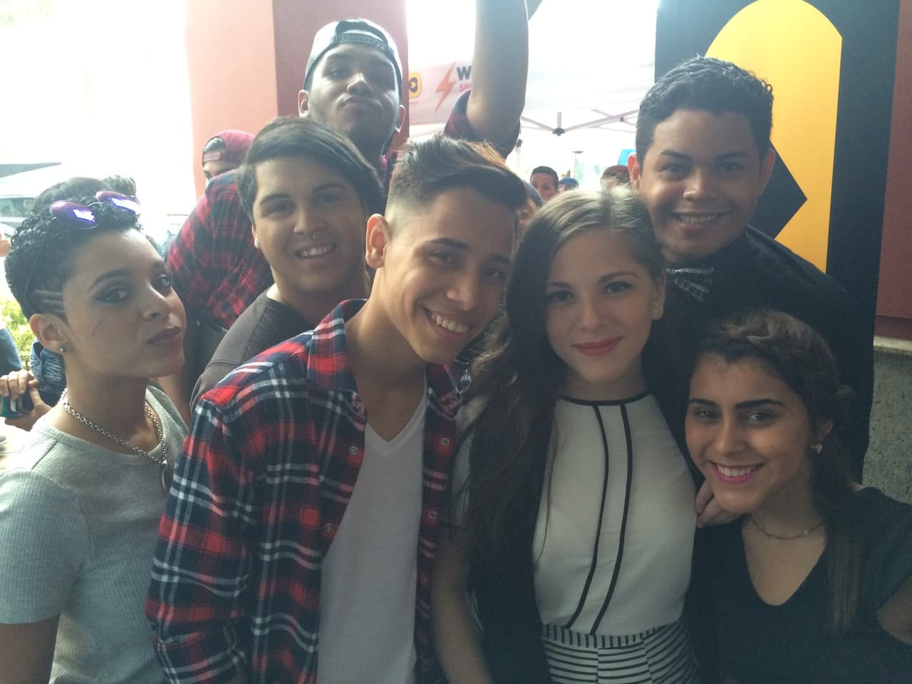 Las audiciones de La Banda comenzaron viento en popa en Puerto Rico. Cientos de chicos y chicas llegaron desde muy temprano a probar su suerte. Ni la lluvia impidió que hicieran largas filas.