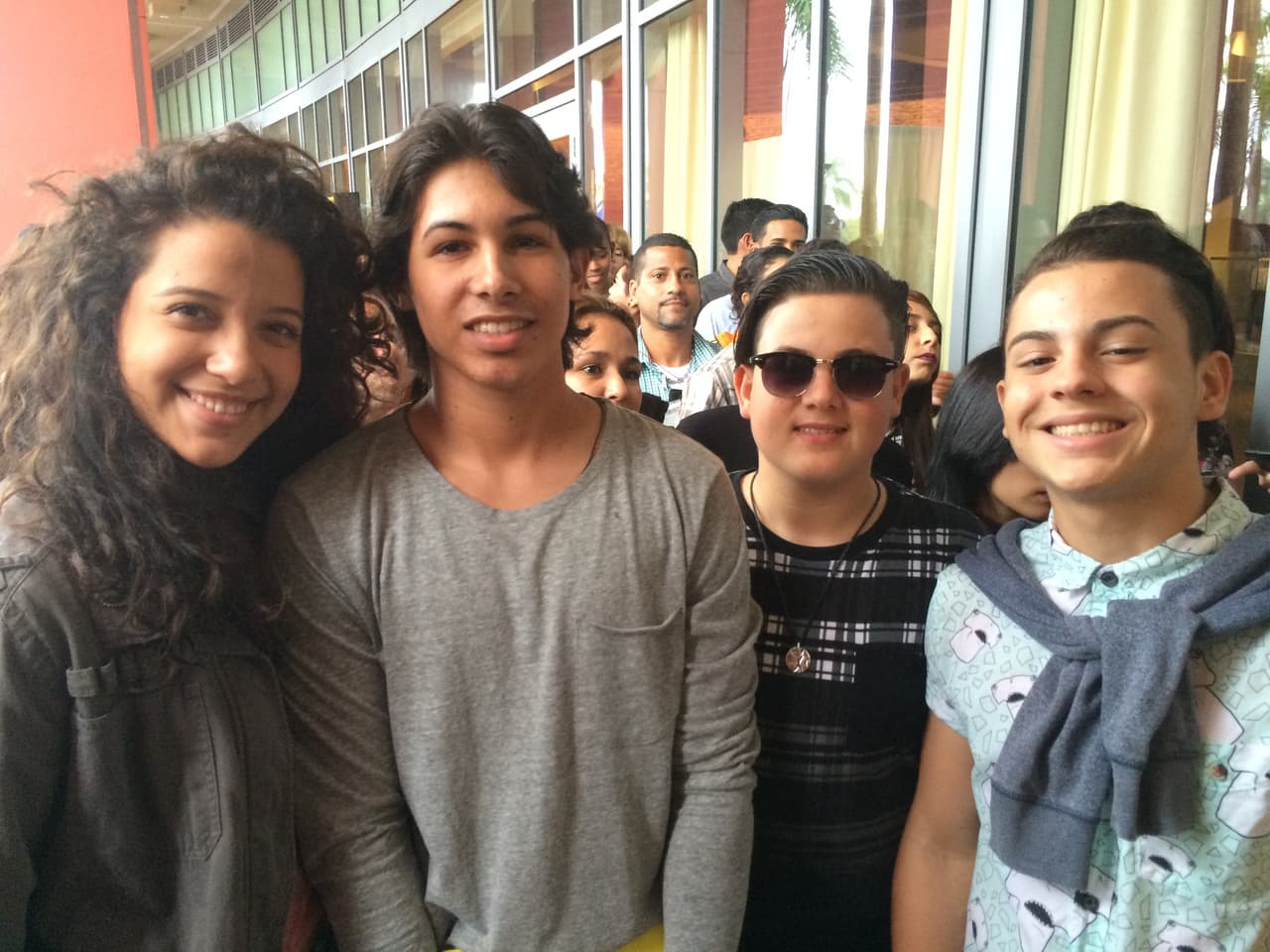 Las audiciones de La Banda comenzaron viento en popa en Puerto Rico. Cientos de chicos y chicas llegaron desde muy temprano a probar su suerte. Ni la lluvia impidió que hicieran largas filas.