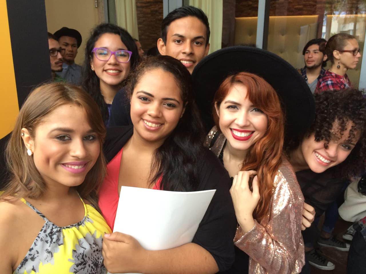 Las audiciones de La Banda comenzaron viento en popa en Puerto Rico. Cientos de chicos y chicas llegaron desde muy temprano a probar su suerte. Ni la lluvia impidió que hicieran largas filas.
