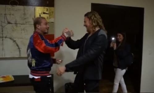 Este par es dinamita pura, ¿te gustaría verlos colaborar? No sabemos de qué platicaron, pero la noticia de este encuentro volvió locos a sus fanáticos.