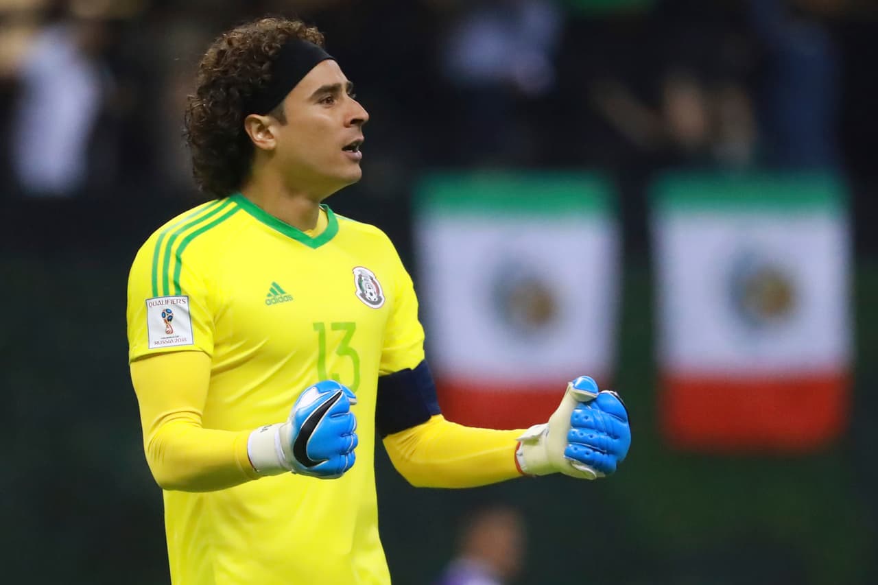 A pesar de que el Standard Lieja es uno de los llamados grandes en Bélgica, su actual temporada es vergonzosa y va décimo, por fuera de la zona de torneos continentales.