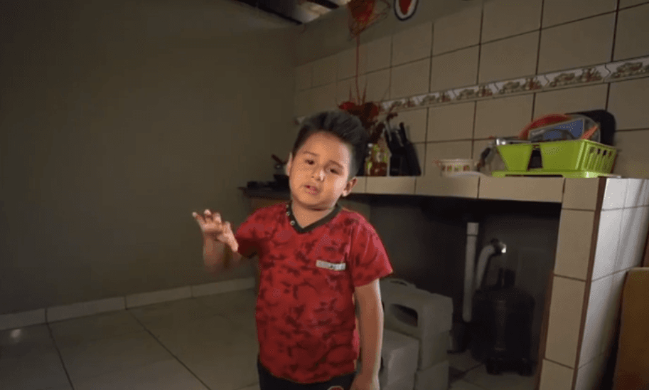 El capitán de 'los Sacachispas' le dio al público un recorrido por su hogar, en Baja California, al norte de México.