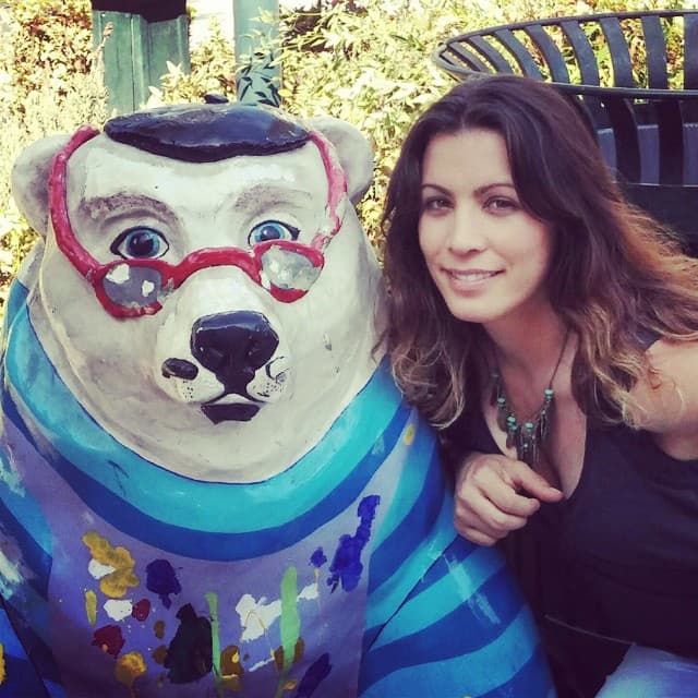 Mollie Fitzgerald aseguró en su declaración que le dio a la policía del condado de Johnson, en Kansas City, que asesinó a su madre en defensa propia porque ella la atacó con un cuchillo, reportó 
<a href="https://www.tmz.com/2020/01/14/captain-america-actress-mollie-fitzgerald-claimed-self-defense-mother-murder-knife-attack/" target="_blank">TMZ</a>.