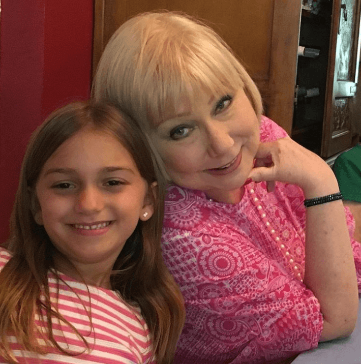 Además, Cristina Saralegui tiene otros nietos, hijos de Stephanie, su hijastra.