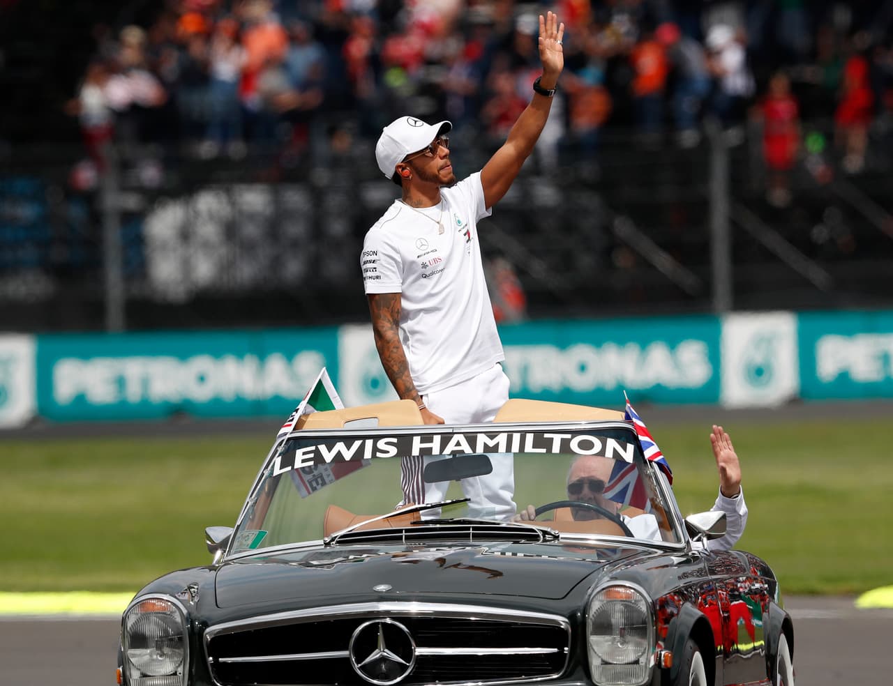 Hamilton realizó su presentación en medio de la informalidad y alegría que lo han caracterizado durante su carrera.