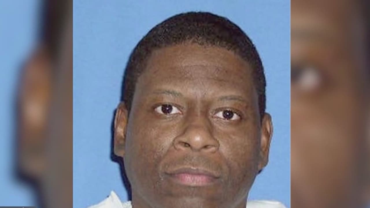 Reed no se convirtió en una persona de interés en la investigación hasta el año siguiente, cuando la policía identificó el ADN encontrado en el cuerpo de Stites como suyo. En este momento, había sido arrestado y acusado de secuestro, golpiza e intento de violación y asesinato de otra mujer, Linda Schlueter. 
<br>
<br>Debido a las similitudes entre los casos de Schlueter y Stites, la policía comenzó a investigar a Reed. 
<a href="https://innocenceproject.org/10-facts-you-need-to-know-about-rodney-reed-who-is-scheduled-for-execution-on-november-20/" target="_blank">La policía ya tenía el ADN de Reed en el archivo de otra presunta violación, y lo comparó con el ADN hallado en el cuerpo de Stites. </a>Reed no fue procesado en ninguno de estos otros dos casos de intento de violación.