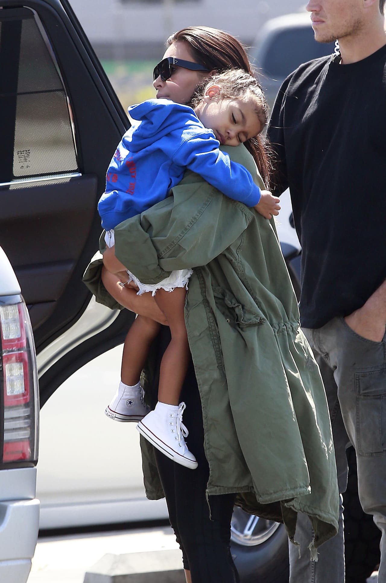 Kim optó por dejarla dormir un poco más.