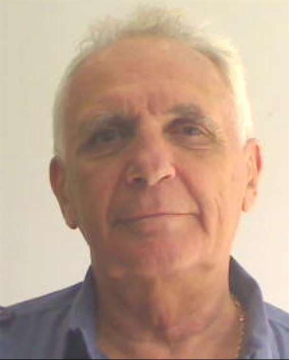 <h3 class="cms-H3-H3"><b>José Sergio Lipovich</b> </h3>
<br> 
<br>Este argentino de 75 años es buscado por 
<b>estafa y por defraudación por administración fraudulenta. </b>