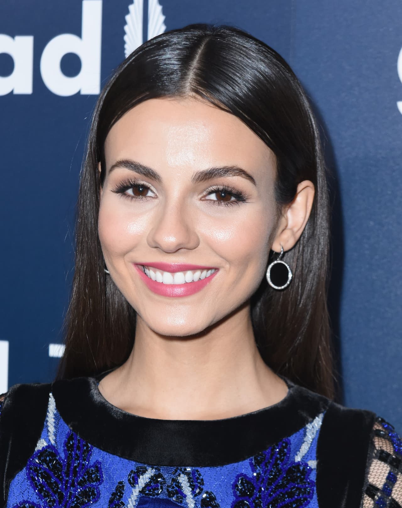 Es hija de Zack, de ascendencia irlandesa, y Serene de ascendencia puertorriqueña.