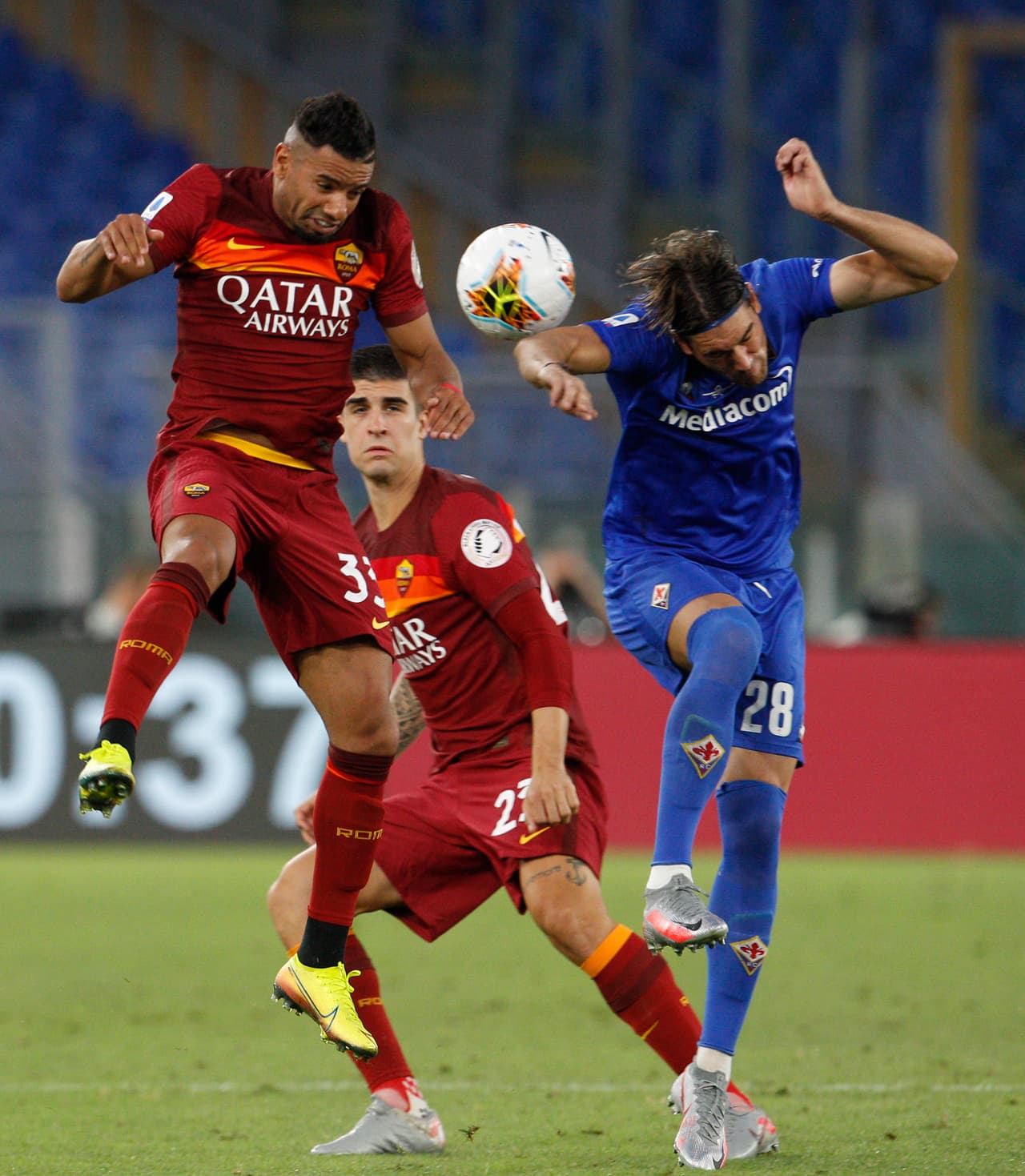 Con resultados de bBologna 3-2 Lecce, Cagliari 0-1 Udinese, Hellas Verona 1-5 Lazio, Roma 2-1 Fiorentina y SPAL 1-1 Torino, se da prácticamente por cerrada la jornada 36 del futbol italiano.