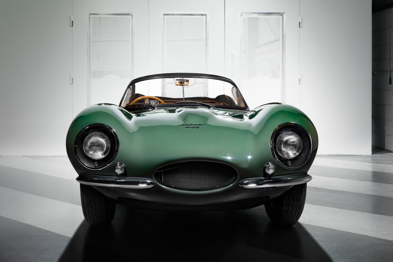 A principios de 2016 Jaguar Classics anunció que construiría los nueve autos perdidos en el incendio de 1957. El prototipo presentado en Los Angeles, el fruto de 18 meses de trabajo de investigación y construcción, servirá como modelo para la construcción de los ‘nuevos’ XKSS.