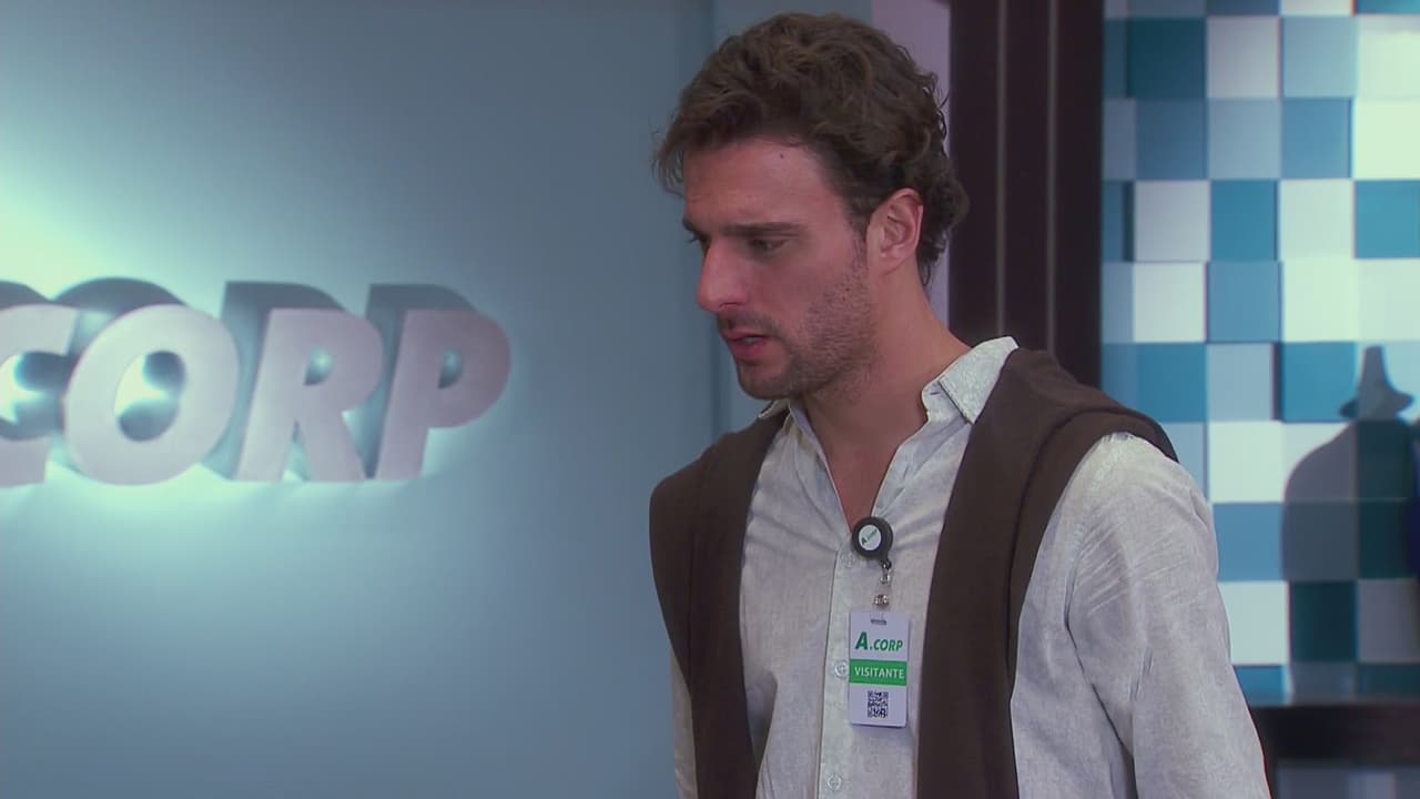 Le dijo que no puede permitir que se case con Vittorio, pues existe una enorme diferencia de edad.