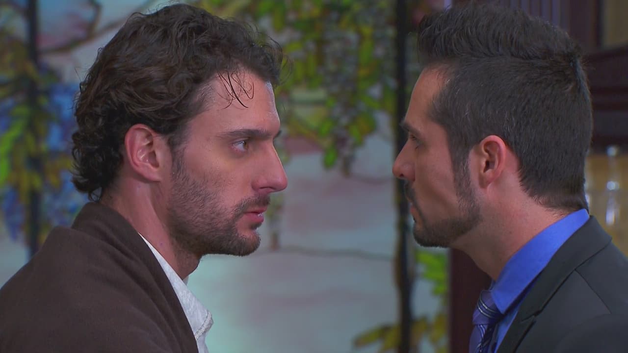 Pedro no permitirá tener otro rival de amores.