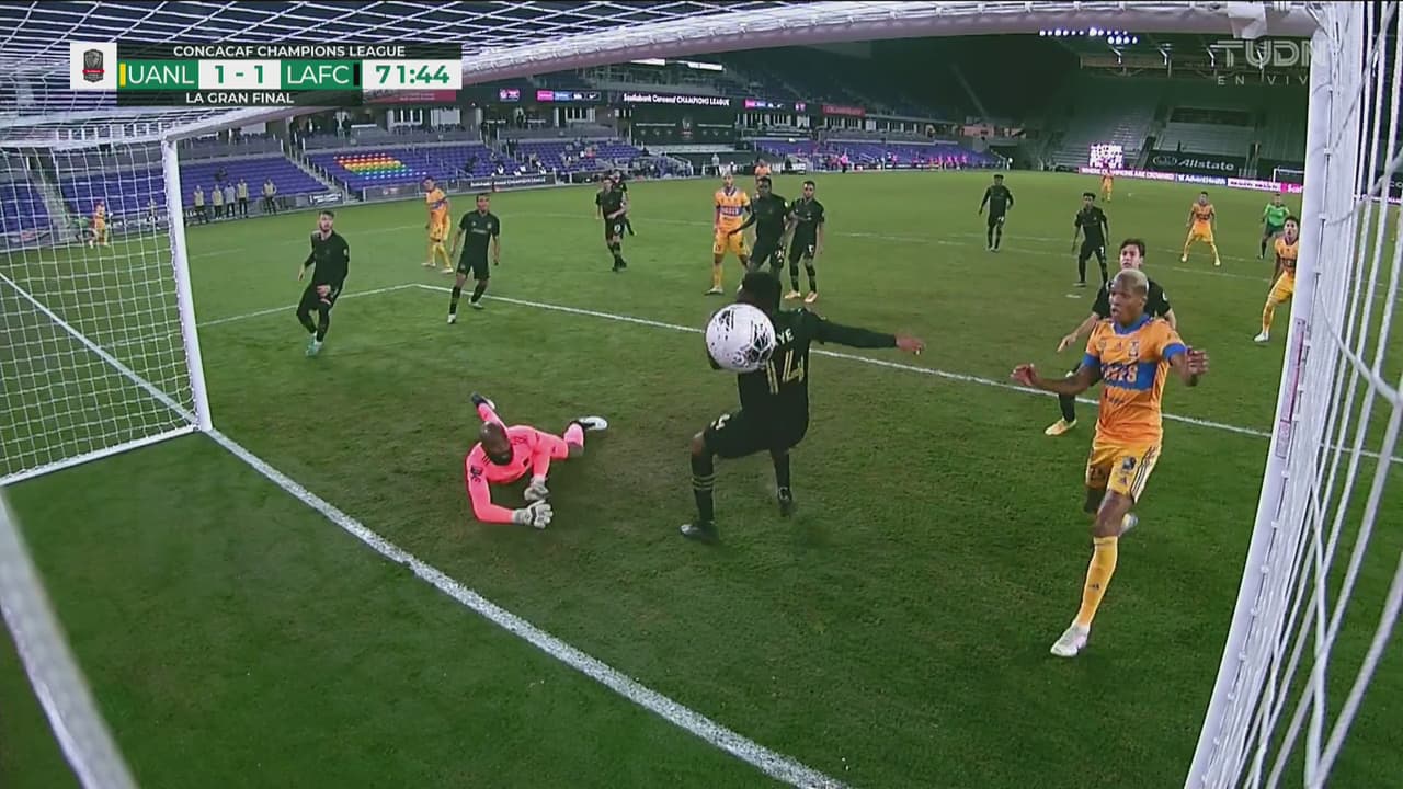 ¡Se duermen y los empatan! Hugo Ayala firma la paridad 1-1 de Tigres