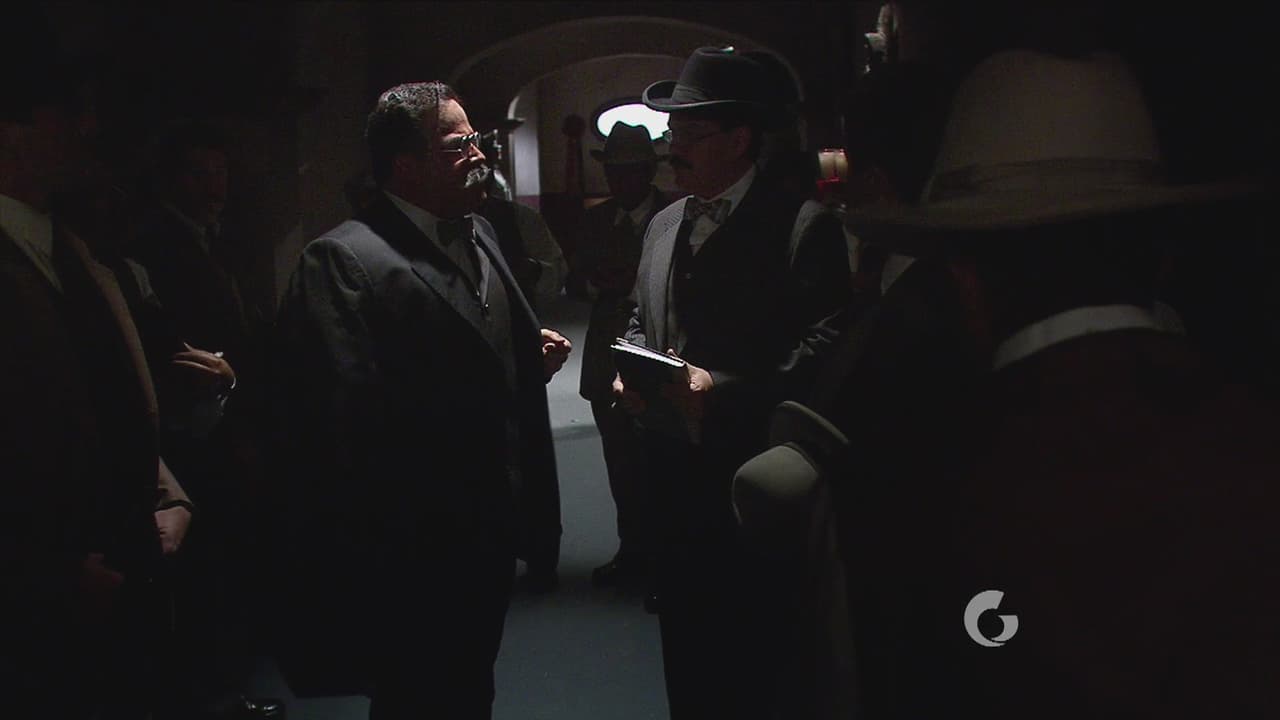 Obregón habla con los reporteros y les dice que si sale electo no será por capricho suyo, sino por la elección del pueblo.